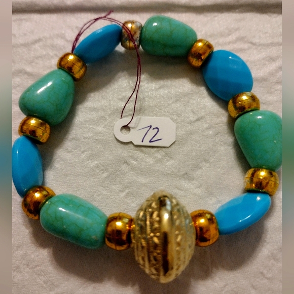 Artemis's Gems custom-made beaded bracelet with gold metal engraved bead - Picture 1 of 5